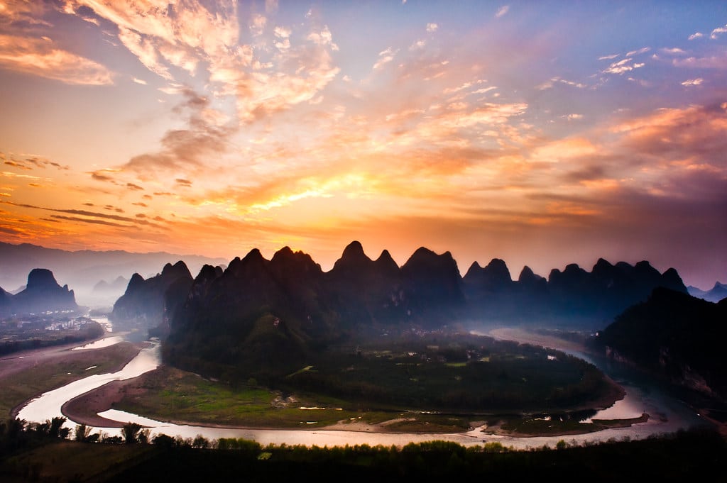 River's Bend (Horseshoe Bend of Asia!!)